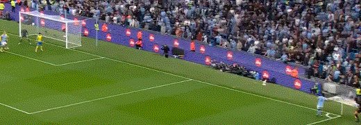 开云体育官网-【英超】哈兰德连场戴帽 胡利安双响+中柱 曼城6比0